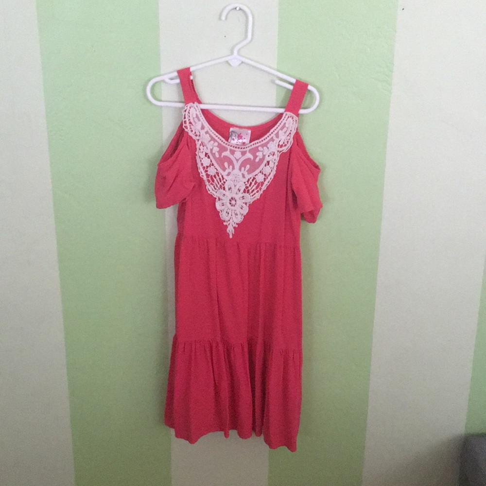 Girls dress with off the shoulder sleeve
